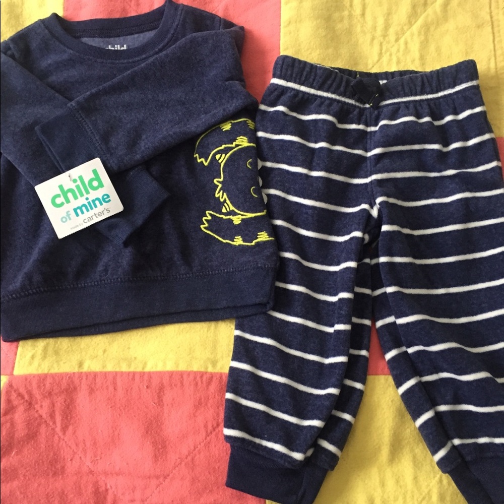 NWT Carter’s Monster Sweatsuit